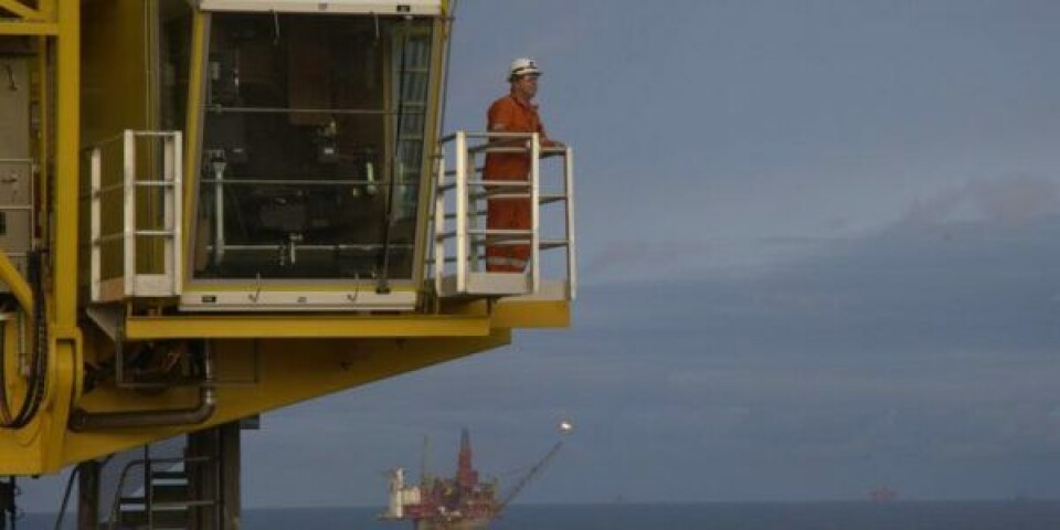 Oliehistoriker maner til ro i Esbjerg Olieplatform-mandskab-768x500