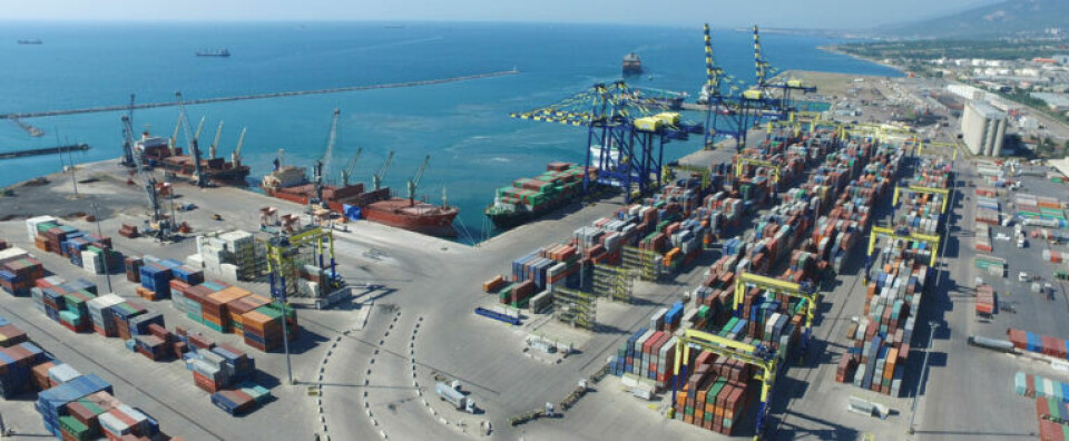 Video: Containerbrand på tyrkisk havn er slukket
