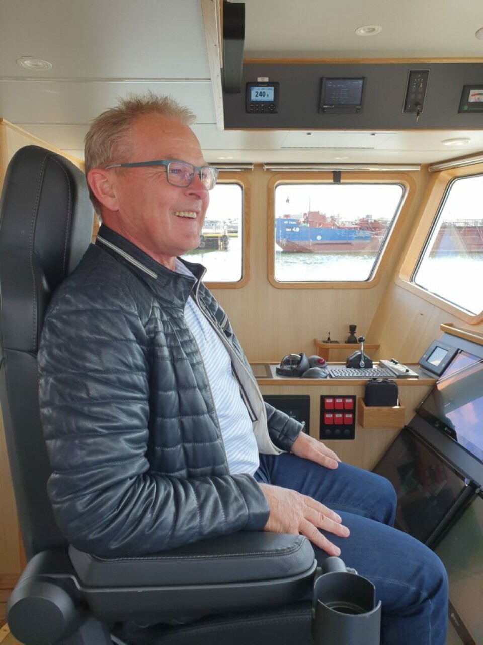 CCO hos West-Marine A/S, Evan Gade Nielsen, ombord på RI 344 Christina. Foto West-Marine A/S