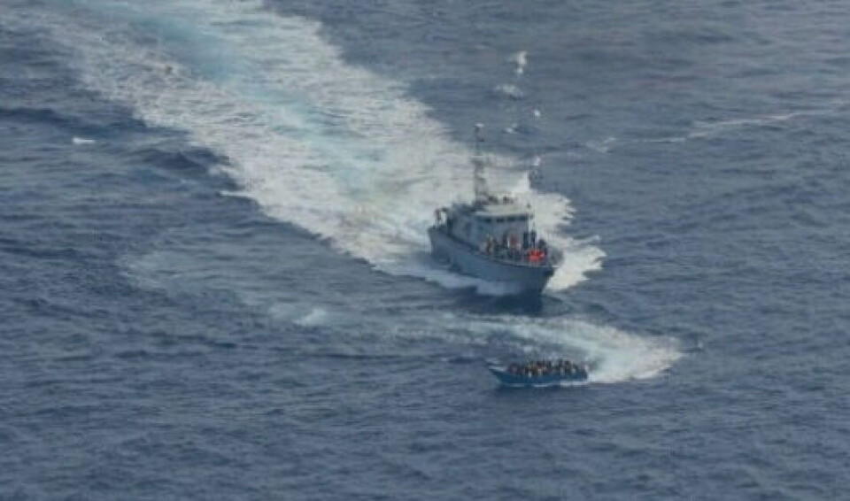 Brutal video: Libyens kystvagt angriber migranter Brutal video: Libyens kystvagt angriber migranter