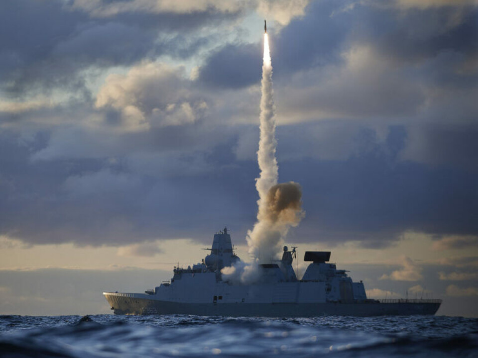Vilde billeder: Forsvaret testaffyrer SM-2-missil fra Niels Juel Vilde billeder: Forsvaret testaffyrer SM-2-missil fra Niels Juel
