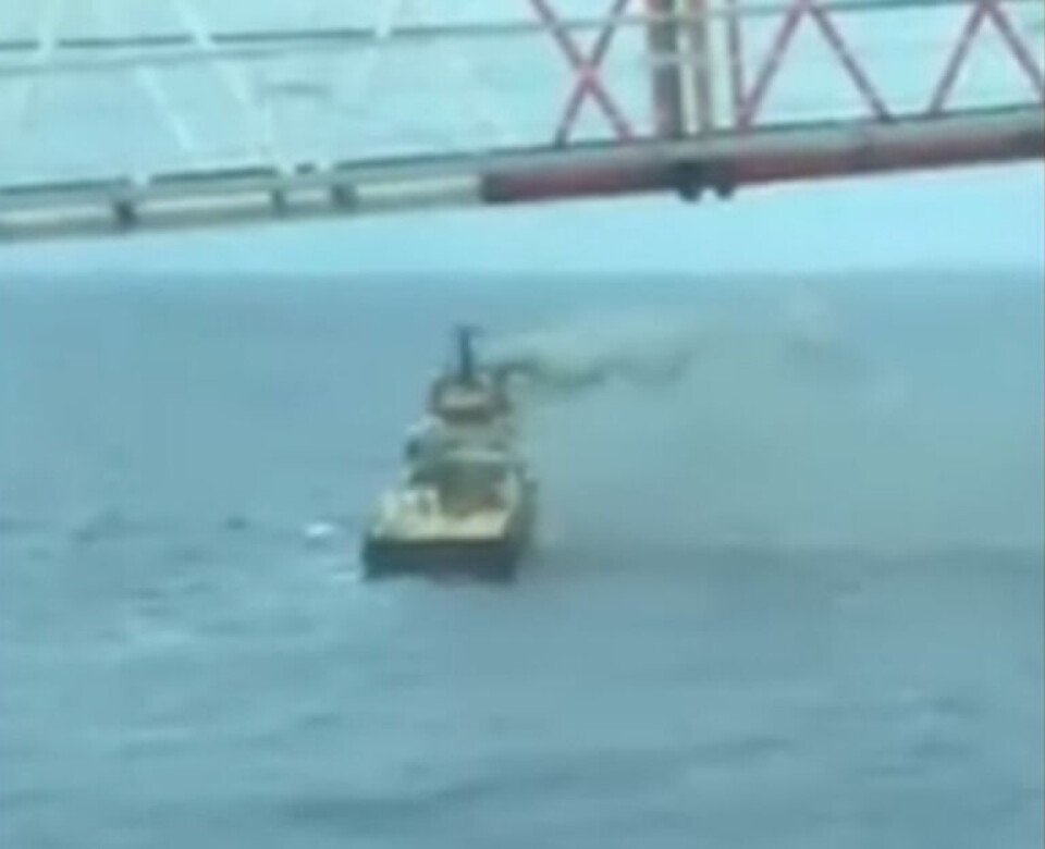 Se videoen: Brand hærger offshore support fartøj Se videoen: Brand hærger offshore support fartøj