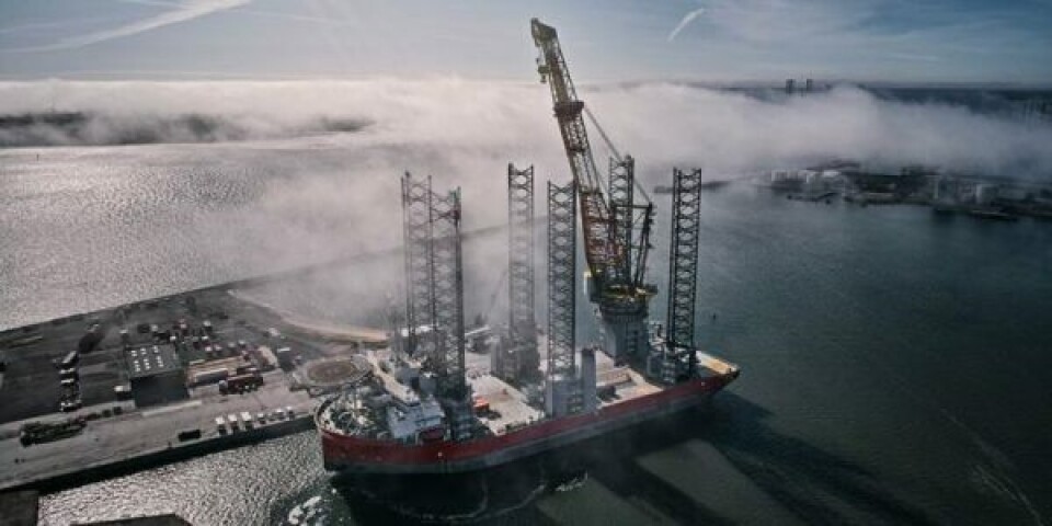 Cadeler henter en halv milliard ved børsnotering pacific-osprey-with-new-crane-boom-in-the-port-of-esbjerg-2-768x512