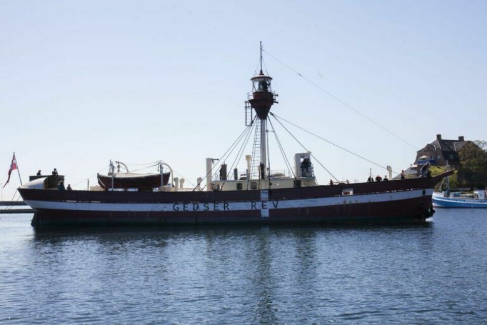 I dag sendes historisk fyrskib på værft i Hvide Sande