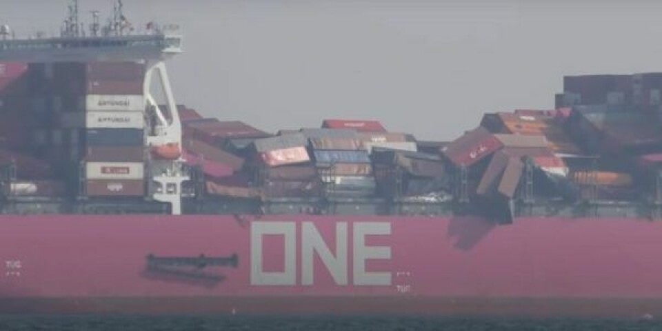 Video: Væltede containere overalt på ONE Apus Udklip-8-768x344