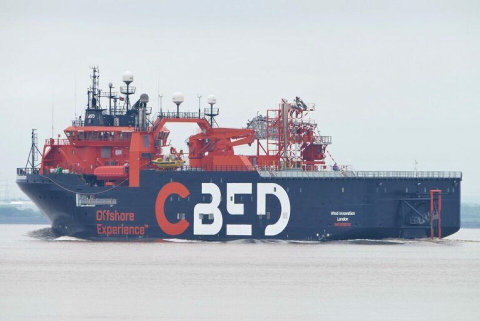Skønne billeder: Overhaling af gear på offshore support fartøj Skønne billeder: Overhaling af gear på offshore support fartøj