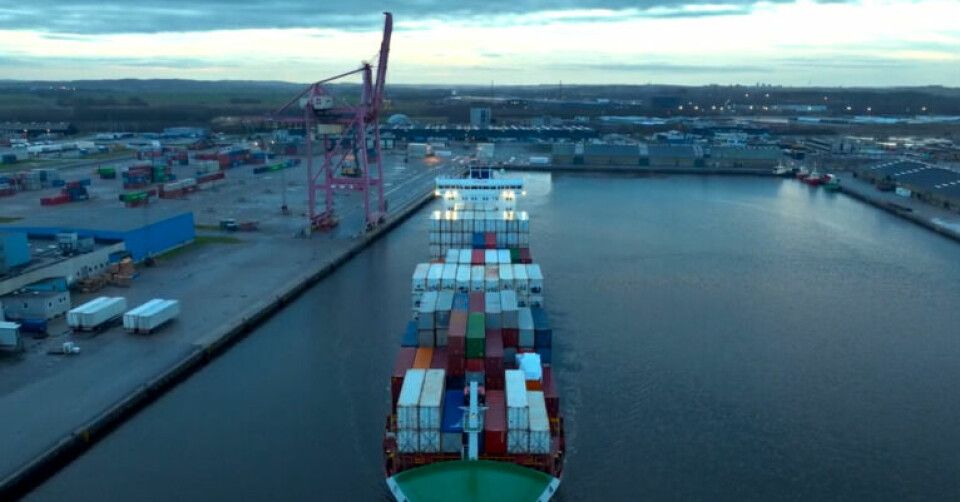 Se videoen: Første Unifeeder-containerskib anløber nordjysk terminal