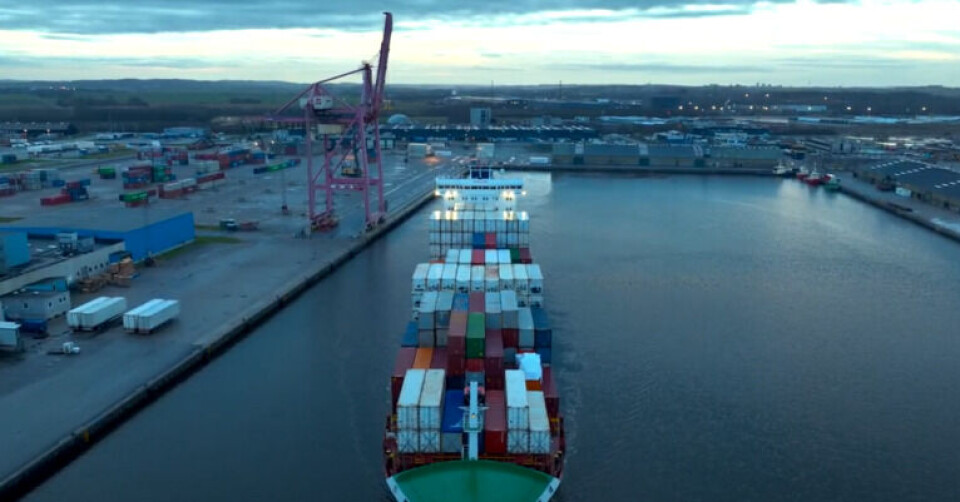 Se videoen: Første Unifeeder-containerskib anløber nordjysk terminal Se videoen: Første Unifeeder-containerskib anløber nordjysk terminal