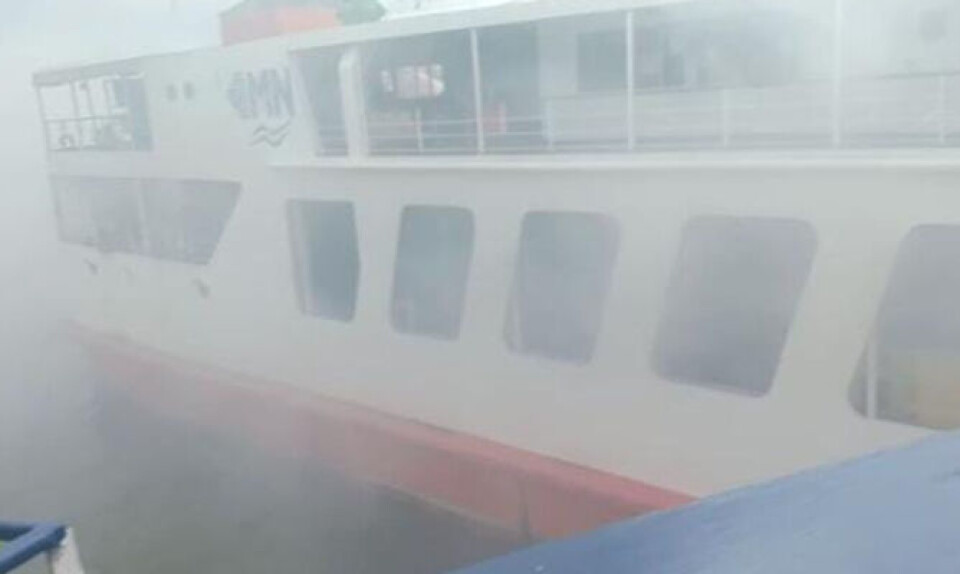 Se videoen: 86 evakueret da færge brød i brand Se videoen: 86 evakueret da færge brød i brand