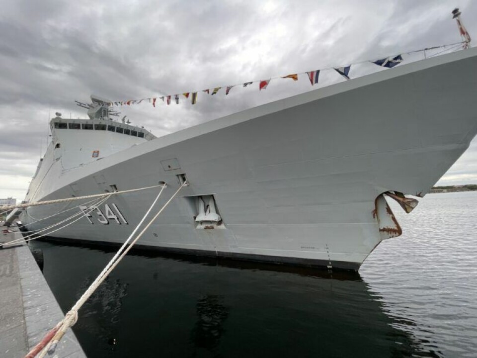 Se billederne: Dansk krigsskib på visit i Aalborg Havn