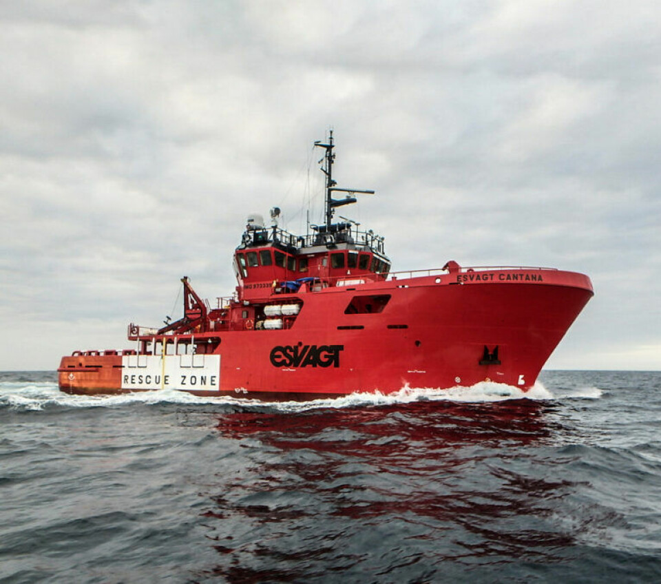 Esvagt Cantana-besætning donerer søfartspris til Hjerteforeningen