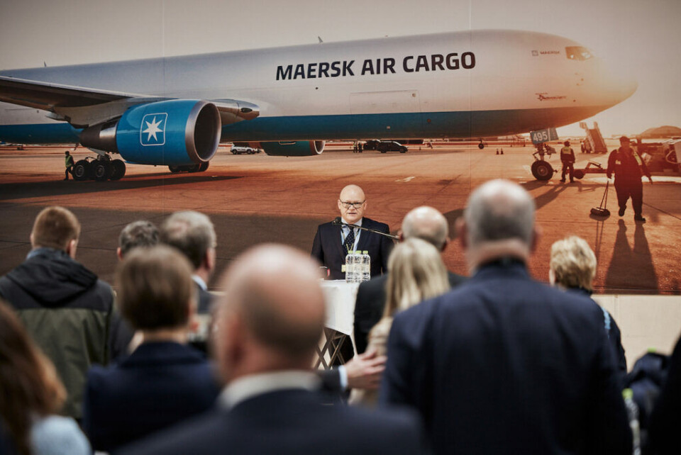 Adm. direktør i Billund Lufthavn, Jan Hessellund, holder skåltale.