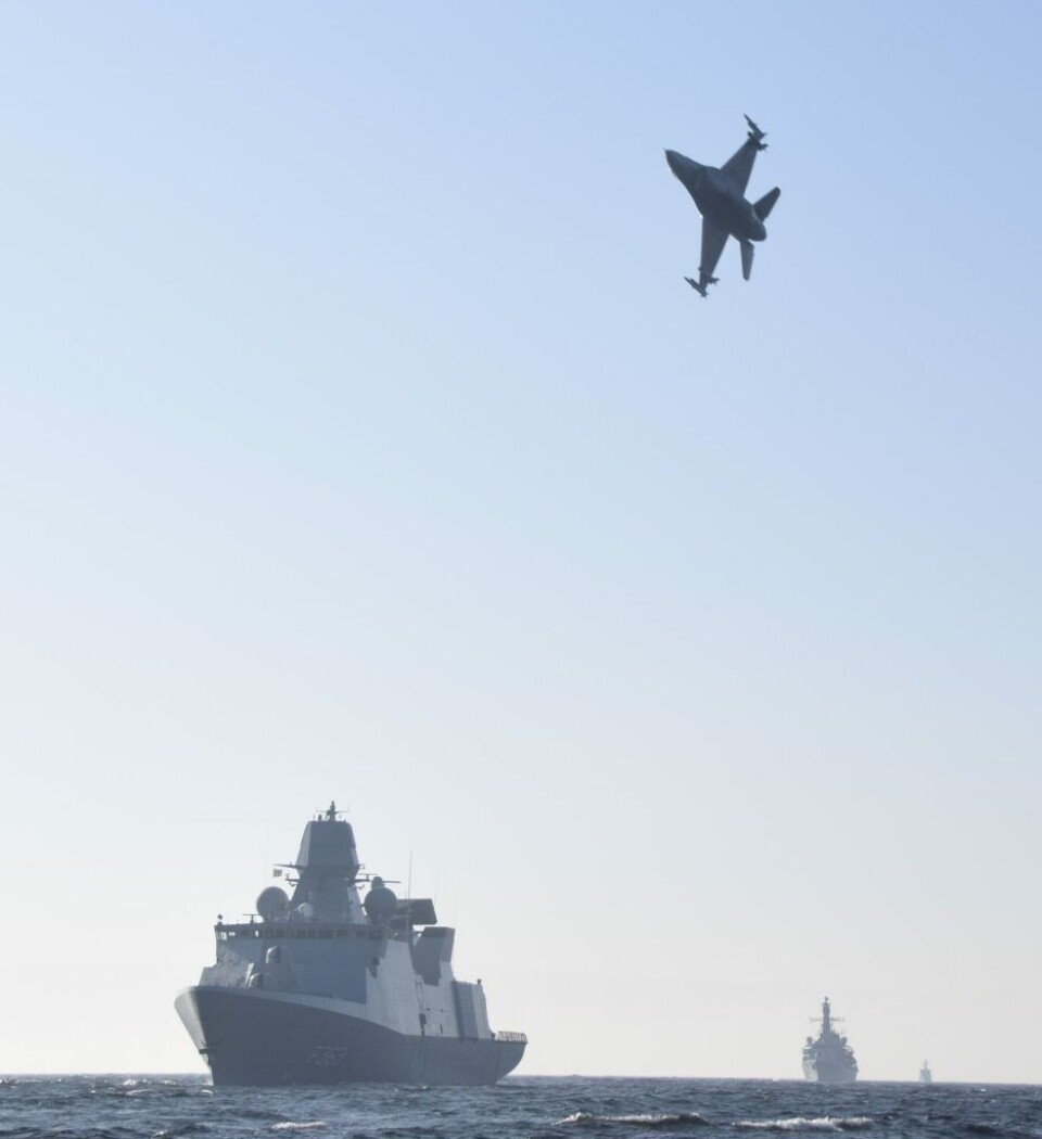 Smukke fotos: Her øver Niels Juel med britisk fregat
