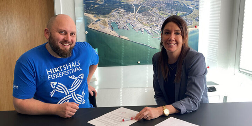 Ny koordinator for Hirtshals Fiskefestival, Uffe Truelsen, sammen med Ditte G. Sørensen, formand for foreningen, og marketingchef ved Hirtshals Havn.