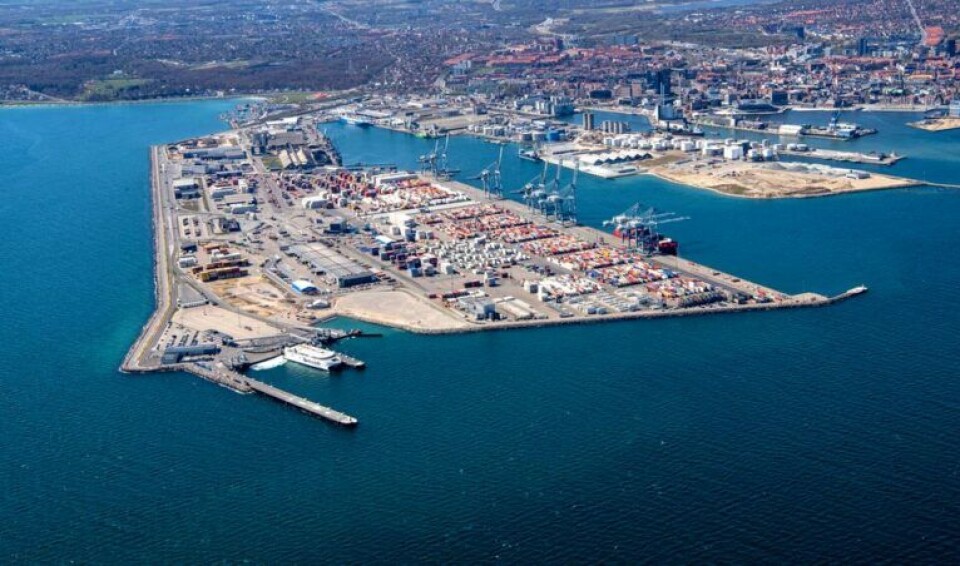 Et stærkt beslutningsgrundlag for en havneudvidelse i Aarhus Et stærkt beslutningsgrundlag for en havneudvidelse i Aarhus