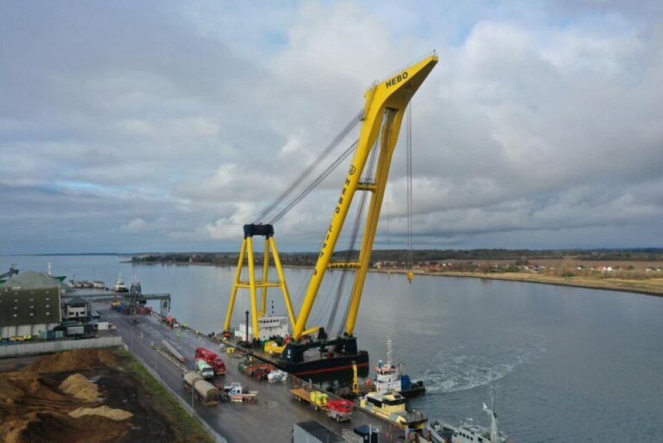 Flydende kæmpe skal hjælpe med byggeriet af den nye Storstrømsbro Flydende kæmpe skal hjælpe med byggeriet af den nye Storstrømsbro
