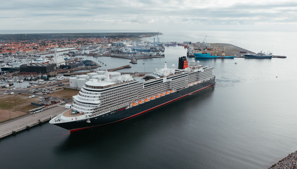 Cunard-skibet Queen Anne under et anløb i Skagen.
